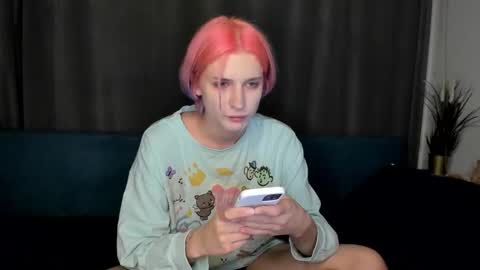 Snapshot of sweet_peach__ chatting on September 2025 10:32:02 PM kira online show from September 2025 10:32:02 PM