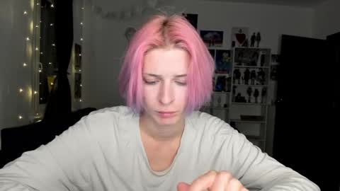 Snapshot of sweet_peach__ chatting on October 2025 09:37:01 PM kira online show from October 2025 09:37:01 PM