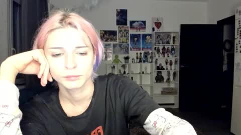 Snapshot of sweet_peach__ chatting on October 2025 07:47:02 PM kira online show from October 2025 07:47:02 PM