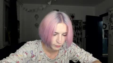 Snapshot of sweet_peach__ chatting on October 2025 09:46:01 PM kira online show from October 2025 09:46:01 PM