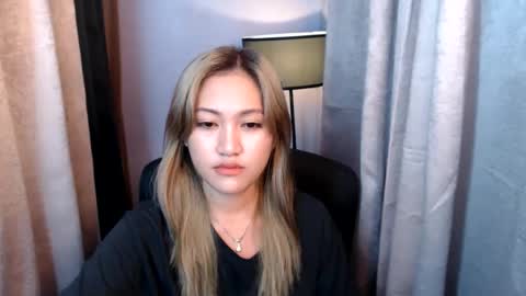 Snapshot of sweet_pee1 chatting on March 2025 05:16:01 AM Jane online show from March 2025 05:16:01 AM