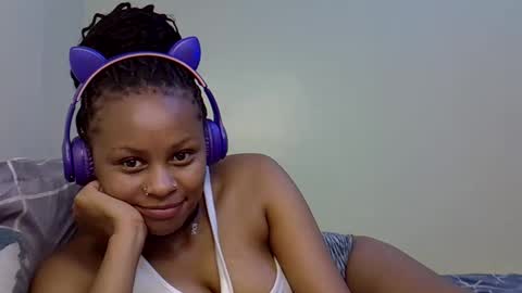 Sunny online show from September 2025 03:33:02 AM