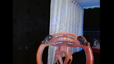 sweet_poison_666 online show from May 2026 12:05:01 AM