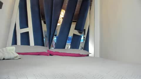 Snapshot of sweet_porn_ chatting on September 2025 10:59:01 AM Naty online show from September 2025 10:59:01 AM