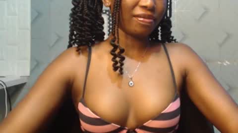 Snapshot of sweet_puna chatting on February 2025 06:26:02 PM Nancy online show from February 2025 06:26:02 PM
