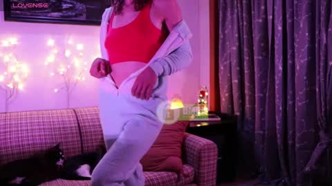 Ramona online show from October 2025 12:22:01 AM