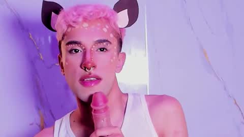 Santiago online show from October 2025 08:32:01 PM