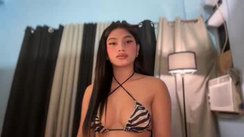 SCARLLET online show from April 2026 03:28:02 PM