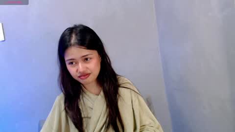 Snapshot of sweet_sirenxx chatting on February 2025 08:18:02 AM Leah online show from February 2025 08:18:02 AM