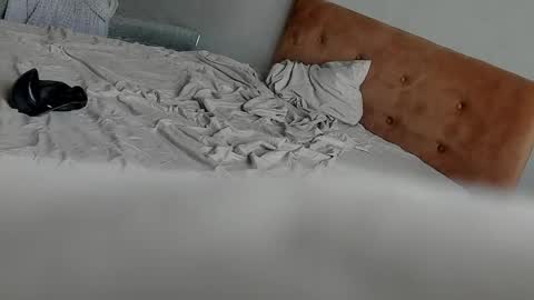 sweet_smith8 online show from May 2026 02:42:01 AM