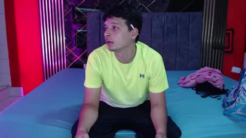 sweet_sofi20 online show from April 2026 02:07:02 PM