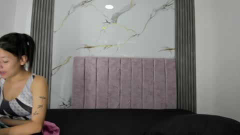 sweet_sofi20 online show from April 2026 02:08:01 PM