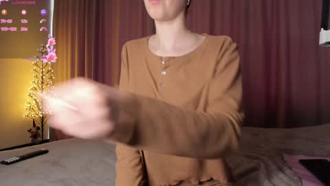 Snapshot of sweet_sonechka chatting on December 2024 10:08:01 AM sweet_sonechka online show from December 2024 10:08:01 AM