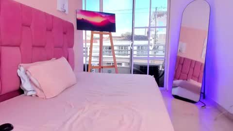 sweet_stacie online show from September 2025 01:16:02 PM