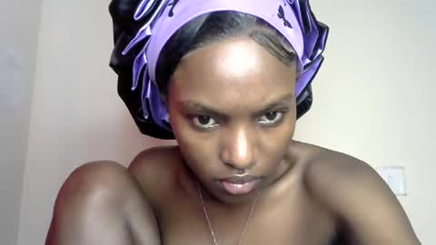 Snapshot of sweet_strawberina chatting on May 2026 08:12:02 AM sweet_strawberina online show from May 2026 08:12:02 AM
