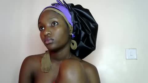Snapshot of sweet_strawberina chatting on May 2026 06:20:01 AM sweet_strawberina online show from May 2026 06:20:01 AM