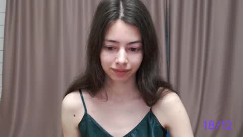 Snapshot of sweet_sweet_angel chatting on December 2024 10:51:02 AM Angel online show from December 2024 10:51:02 AM