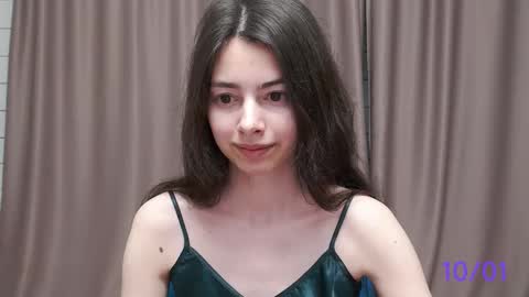 Snapshot of sweet_sweet_angel chatting on January 2025 06:28:01 PM Angel online show from January 2025 06:28:01 PM
