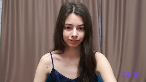 Snapshot of sweet_sweet_angel chatting on January 2025 09:02:01 AM Angel online show from January 2025 09:02:01 AM