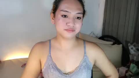 Snapshot of sweet_tenshi chatting on September 2025 03:01:02 PM tenshi online show from September 2025 03:01:02 PM