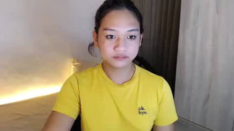 Snapshot of sweet_tenshi chatting on September 2025 04:06:01 AM tenshi online show from September 2025 04:06:01 AM