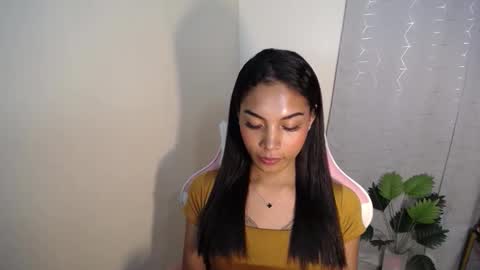 Trisha online show from December 2025 10:25:01 PM