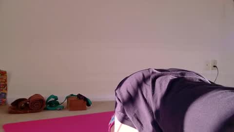 Heidi Brenner - Please check bio for schedule  FAQ online show from November 2025 12:49:02 PM