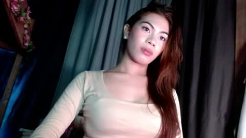 sweet_vell online show from June 2026 09:13:02 PM