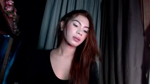 sweet_vell online show from June 2026 09:49:02 PM