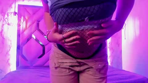 Snapshot of sweet_venus4 chatting on December 2024 12:56:02 PM sweet_venus4 online show from December 2024 12:56:02 PM