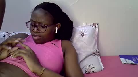 sweet_zarah online show from April 2026 04:34:01 PM
