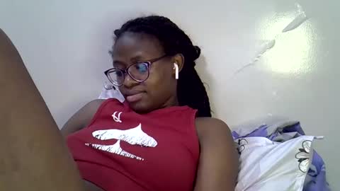 sweet_zarah online show from April 2026 07:00:02 PM