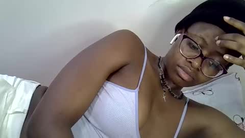 sweet_zarah online show from May 2026 02:27:02 AM