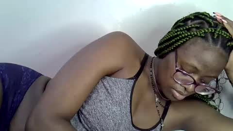 sweet_zarah online show from May 2026 03:39:02 PM