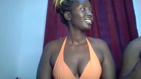Snapshot of sweet_zuri3 chatting on March 2025 04:02:02 AM zuri online show from March 2025 04:02:02 AM