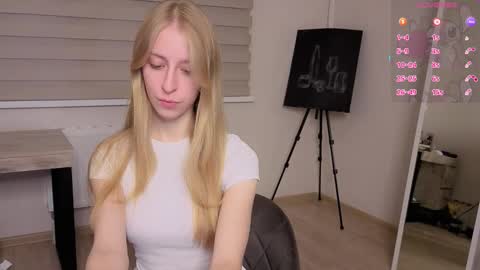 Snapshot of sweet_zz_gold chatting on October 2025 07:20:01 PM sweet_zz_gold online show from October 2025 07:20:01 PM