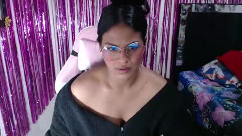 Snapshot of sweetalmaa chatting on April 2026 09:52:02 AM Alma online show from April 2026 09:52:02 AM