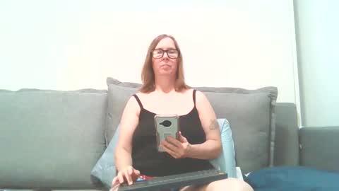 sweetandnaughty123 online show from April 2026 10:26:02 PM