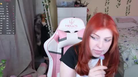 Snapshot of sweetangel_striptease chatting on November 2025 07:59:02 PM SweetAngel Striptease online show from November 2025 07:59:02 PM