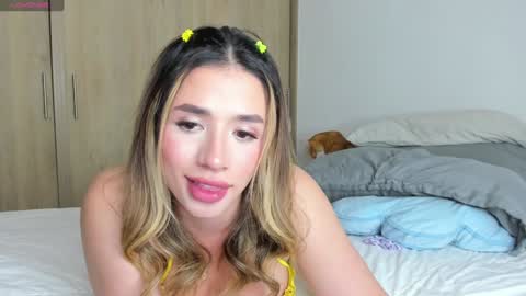 Snapshot of sweetann08 chatting on December 2024 11:13:02 PM Camila online show from December 2024 11:13:02 PM