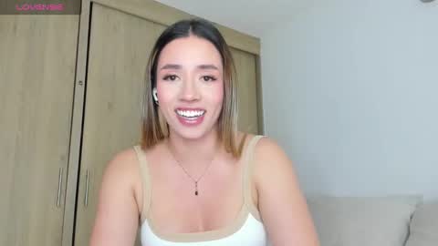 Snapshot of sweetann08 chatting on February 2025 08:33:01 PM Camila online show from February 2025 08:33:01 PM