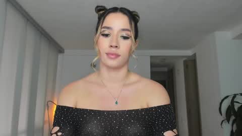 Snapshot of sweetann08 chatting on March 2025 06:56:02 PM Camila online show from March 2025 06:56:02 PM