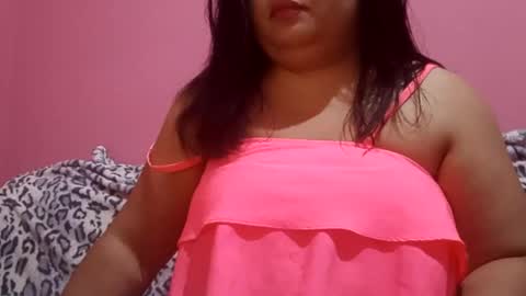 sweetapple808216 online show from December 2024 02:38:02 AM