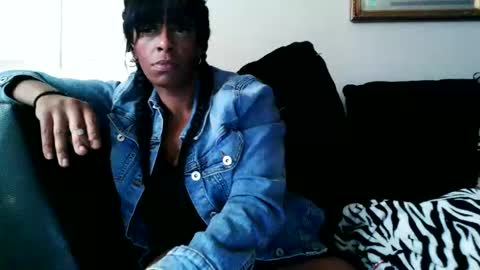 sweetaztee online show from October 2025 08:20:02 PM