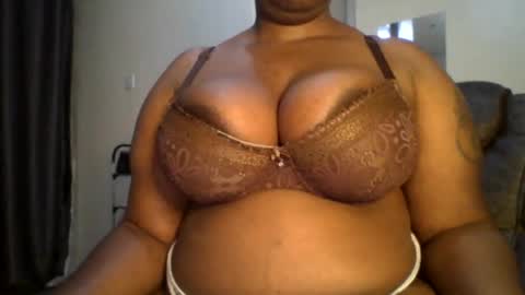 Snapshot of sweetbaby46 chatting on February 2025 01:04:02 AM sweetbaby46 online show from February 2025 01:04:02 AM