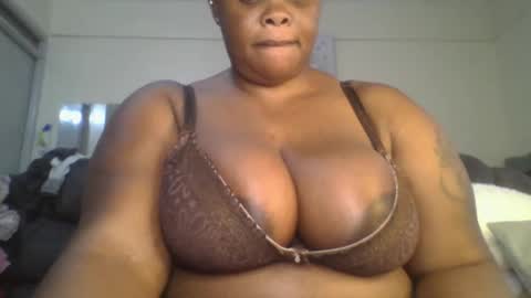 Snapshot of sweetbaby46 chatting on April 2026 12:10:01 PM sweetbaby46 online show from April 2026 12:10:01 PM