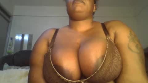 Snapshot of sweetbaby46 chatting on April 2026 05:32:02 PM sweetbaby46 online show from April 2026 05:32:02 PM