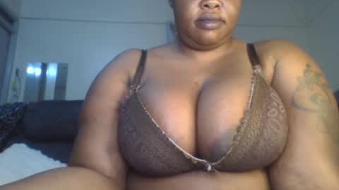 Snapshot of sweetbaby46 chatting on May 2026 04:06:02 AM sweetbaby46 online show from May 2026 04:06:02 AM