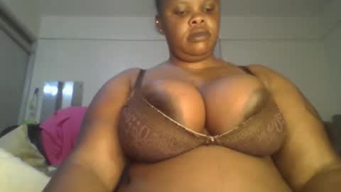 Snapshot of sweetbaby46 chatting on May 2026 03:14:02 AM sweetbaby46 online show from May 2026 03:14:02 AM