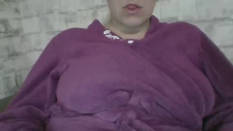 Snapshot of sweetbesty5322 chatting on March 2026 07:15:02 PM sweetbesty5322 online show from March 2026 07:15:02 PM